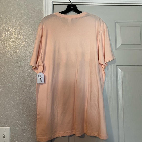 Boutique Tshirts - Picture 4 of 9